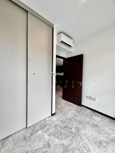 ONE PEARL BANK photo 6