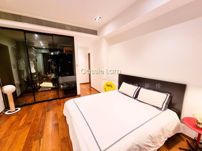 THE ORCHARD RESIDENCES photo 2