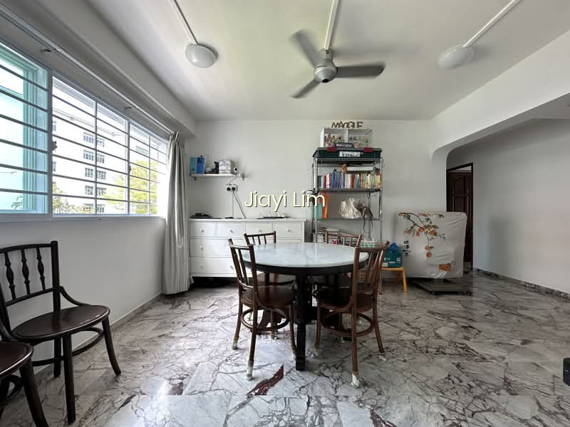15 EUNOS CRESCENT photo 3