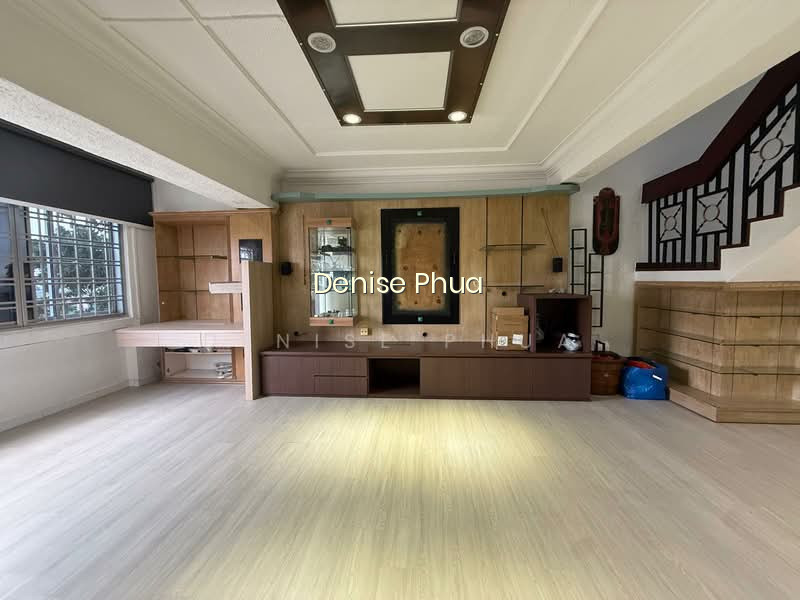 558 JURONG WEST STREET 42 photo 3