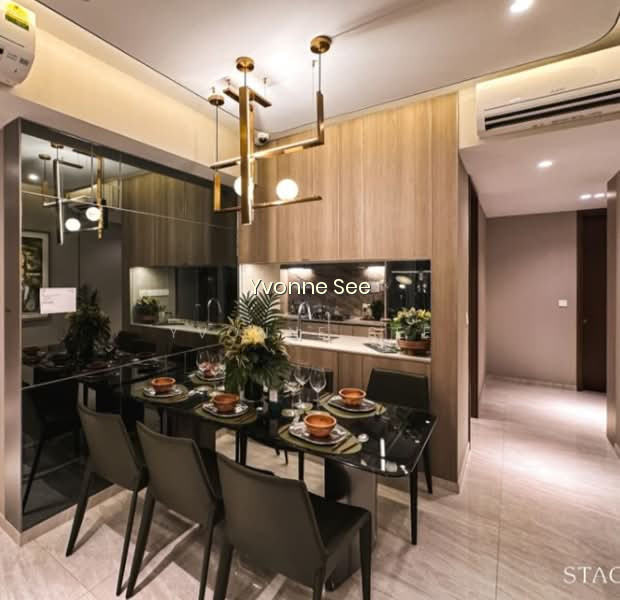 GRAND DUNMAN image 1 of 10