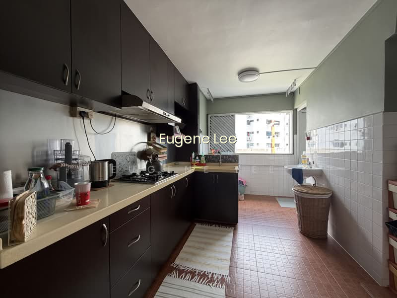 407 SIN MING AVENUE image 1 of 8