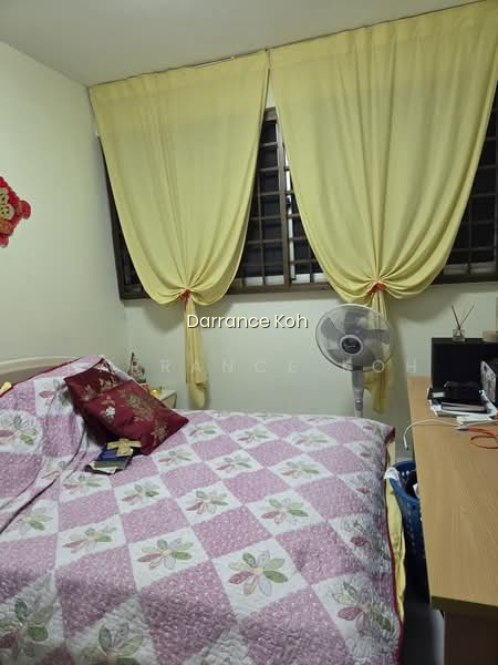 12 TOH YI DRIVE image 1 of 10