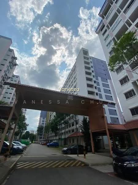 417 JURONG WEST STREET 42 photo 2