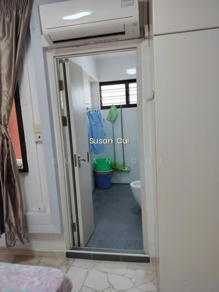 423 HOUGANG AVENUE 6 image 1 of 7