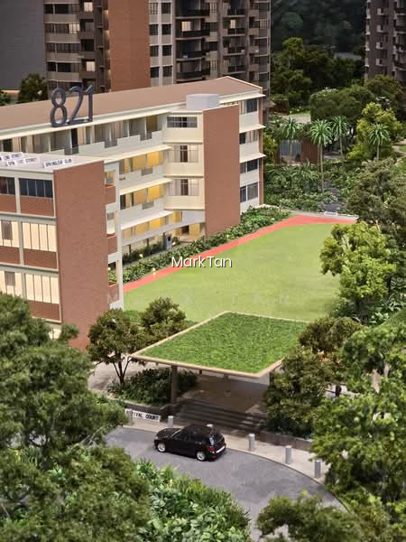 SPRINGLEAF RESIDENCE photo 2