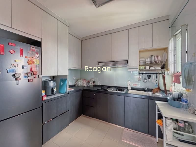 271A SENGKANG CENTRAL photo 3