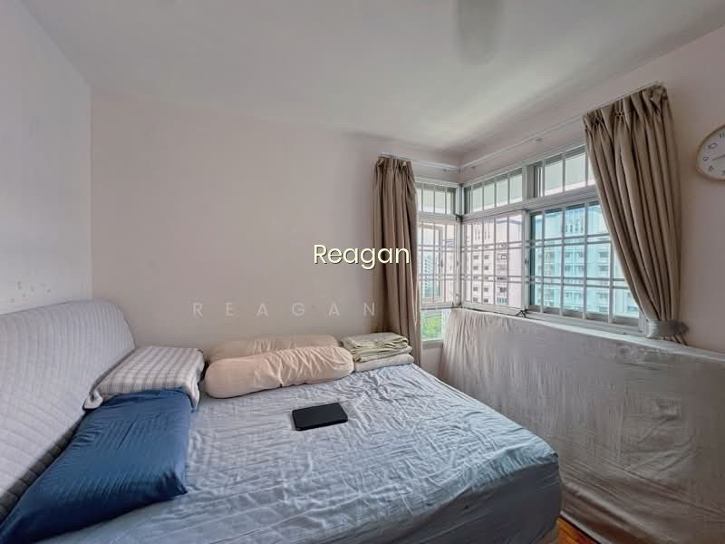 271A SENGKANG CENTRAL photo 6