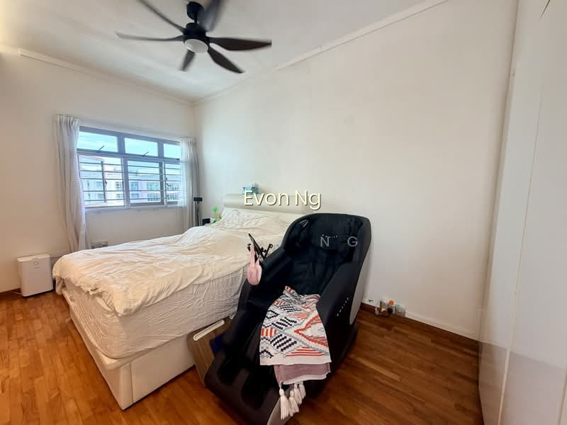160A PUNGGOL CENTRAL photo 3