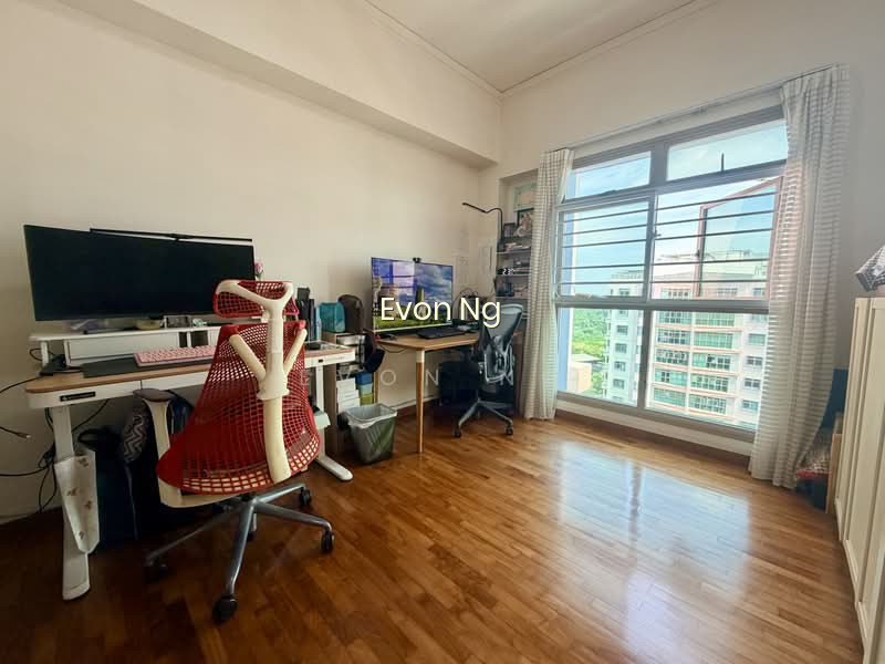 160A PUNGGOL CENTRAL photo 4