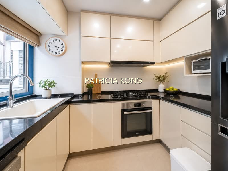 3 STOREY CLUSTER LANDED IN D16 - BEDOK, TANAH MERAH photo 2