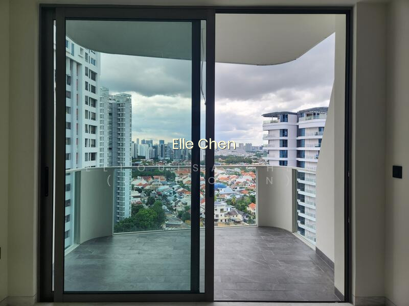 COASTLINE RESIDENCES photo 6