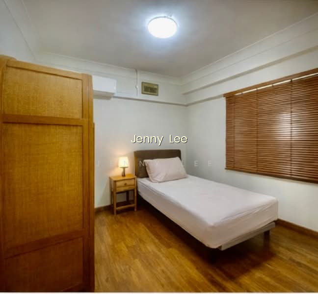 102 RIVERVALE WALK photo 2