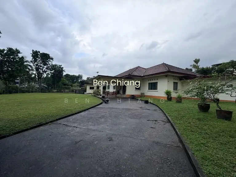 Binjai Park image 1 of 3