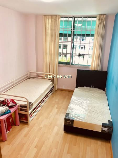 483 SEGAR ROAD photo 3