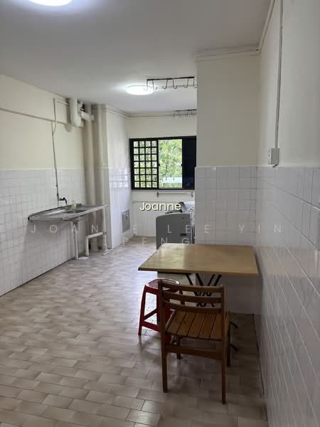 308 JURONG EAST STREET 32 photo 3