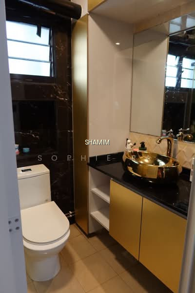 111 WHAMPOA ROAD photo 5