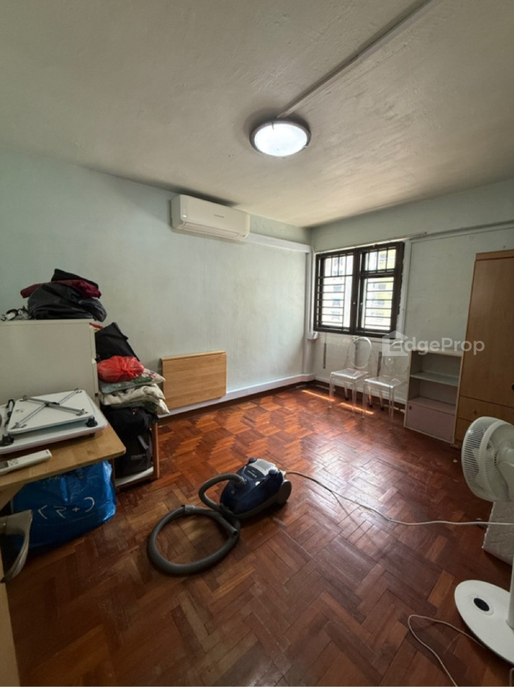 77 LORONG LIMAU photo 3