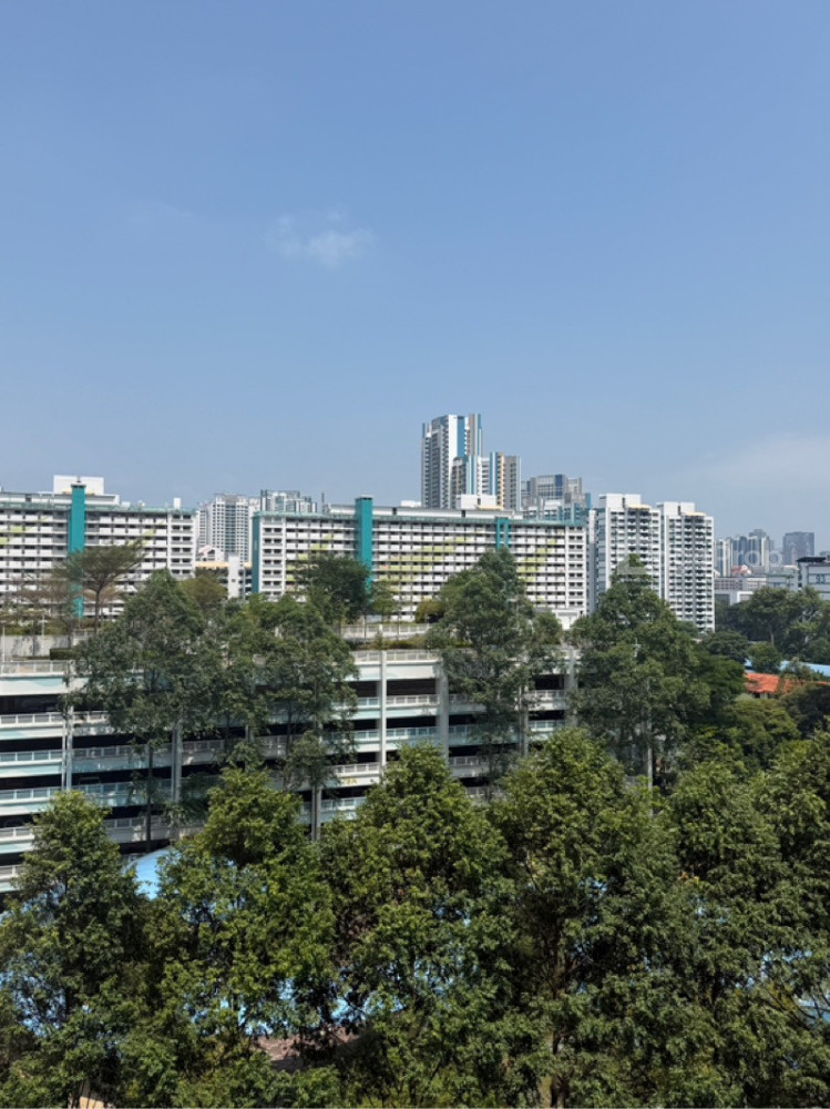 77 LORONG LIMAU photo 5