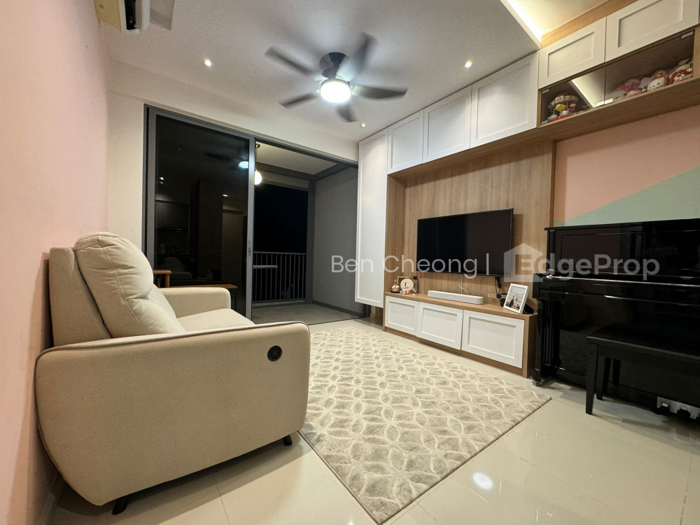 194 CANBERRA DRIVE photo 6