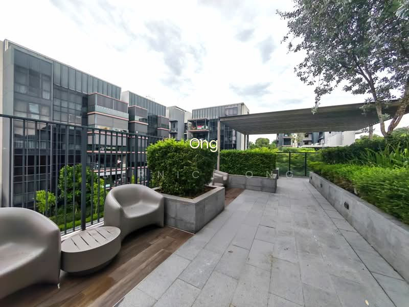 Fourth Avenue Residences photo 5