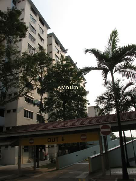169 STIRLING ROAD photo 6
