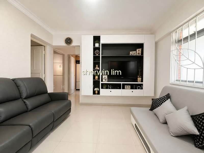 202 COMPASSVALE DRIVE photo 4