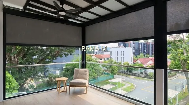 Renovated 3.5+B Storey Corner Terrace @ Upper Toh Tuck Terrace, Beauty World MRT - D21 image 1 of 4