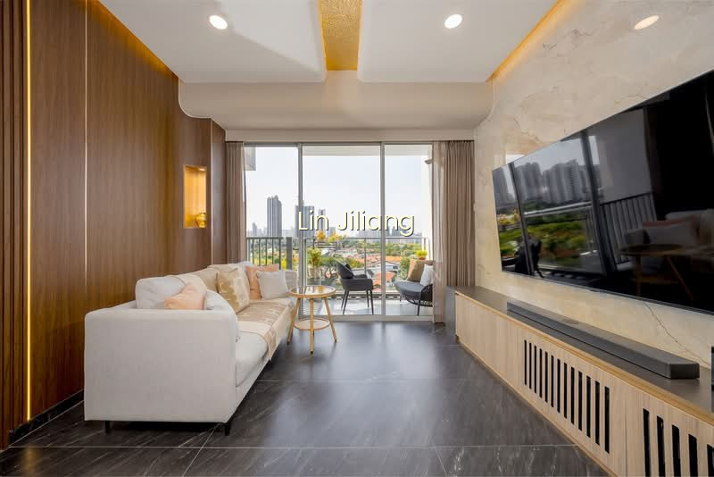 THE PARC CONDOMINIUM photo 5