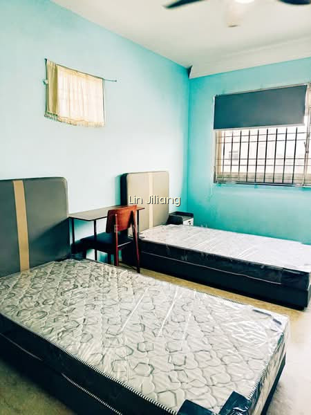 321 TAH CHING ROAD image 1 of 6