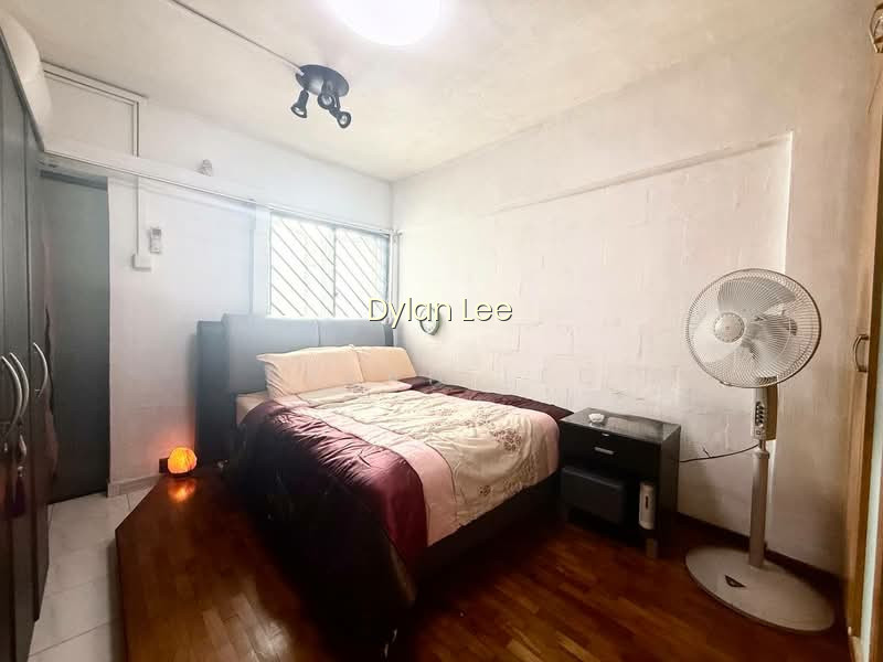 212 ANG MO KIO AVENUE 3 photo 6