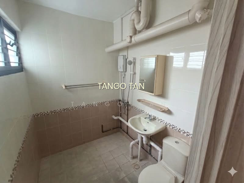4 TECK WHYE AVENUE photo 5