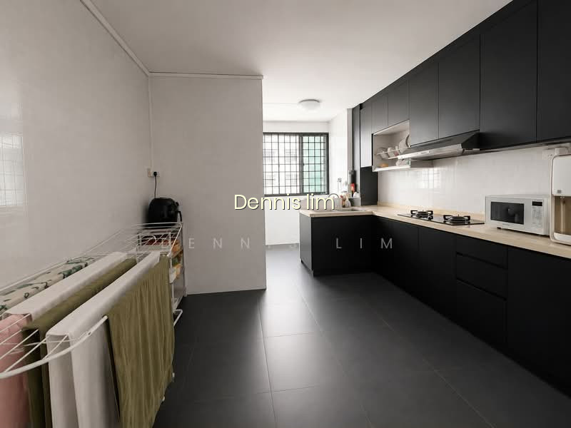 814 JURONG WEST STREET 81 photo 2