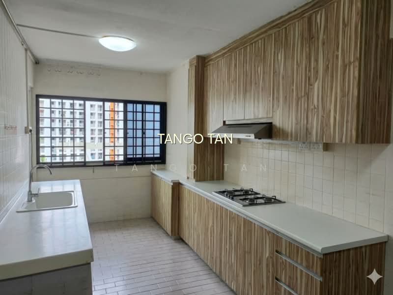 4 TECK WHYE AVENUE photo 4