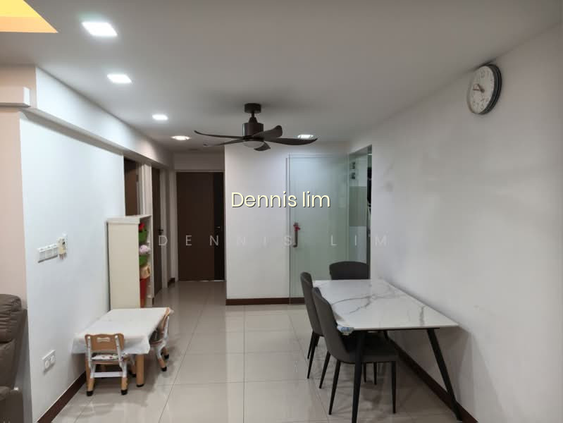 215B COMPASSVALE DRIVE photo 2