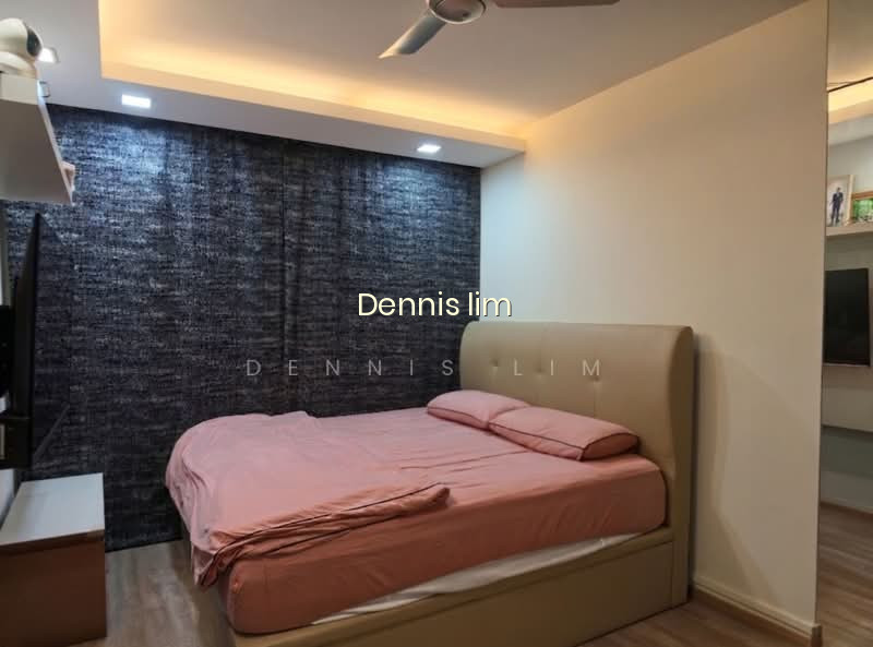 215B COMPASSVALE DRIVE photo 5