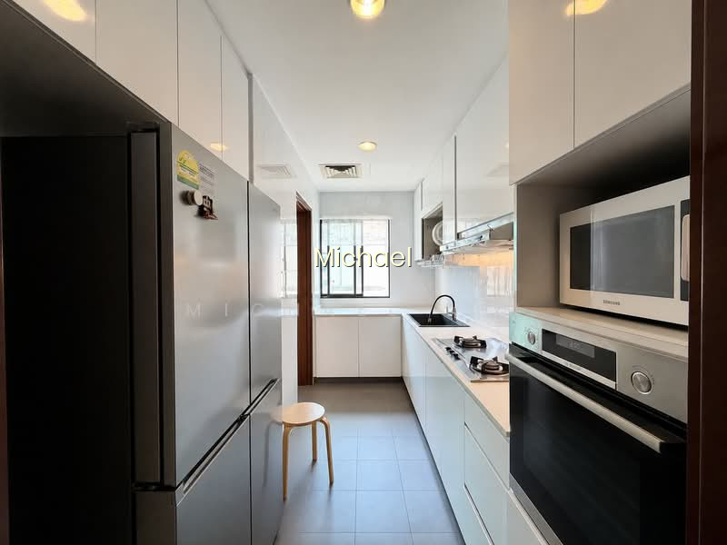38 DRAYCOTT DRIVE photo 2