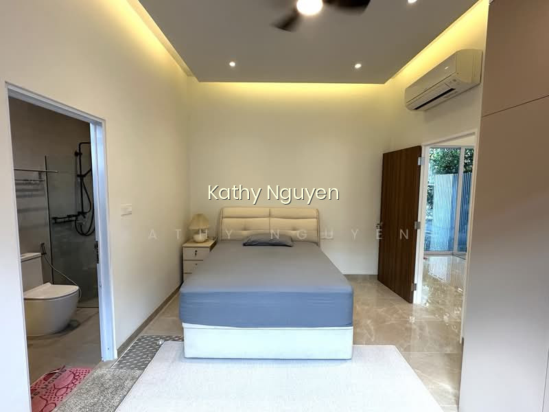 1-BEDROOM APARTMENT IN EAST COAST ROAD photo 5