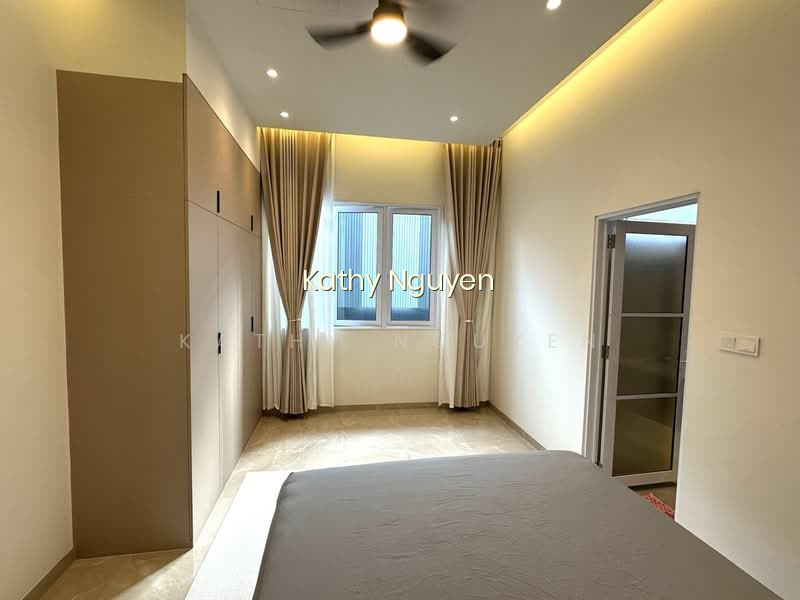 1-BEDROOM APARTMENT IN EAST COAST ROAD photo 6