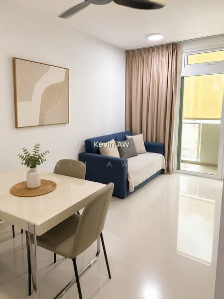 CHEAP 2BR CONDO FOR SALE @ PARC ROSEWOOD! POOL VIEW! image 1 of 5