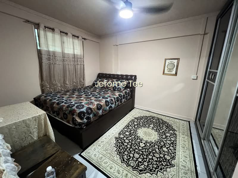176 BOON LAY DRIVE