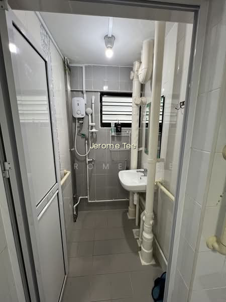176 BOON LAY DRIVE photo 5