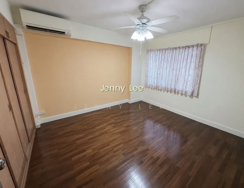 12 HOLLAND AVENUE photo 3