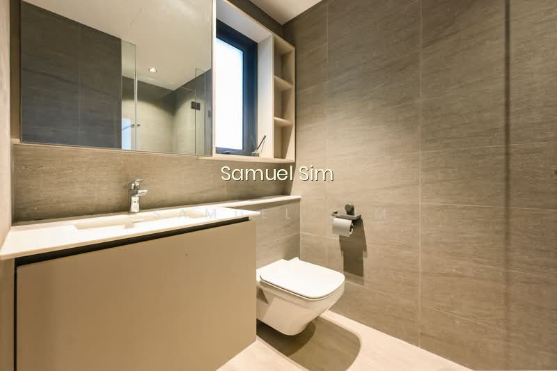 SENGKANG GRAND RESIDENCES 8