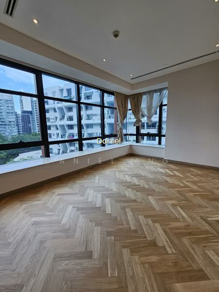The Ritz-Carlton Residences photo 2