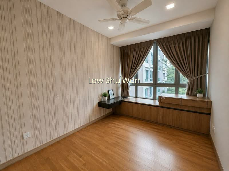 FERRARIA PARK CONDO photo 2