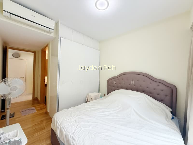 HEDGES PARK CONDOMINIUM photo 4