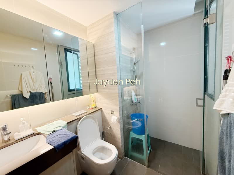 HEDGES PARK CONDOMINIUM photo 5