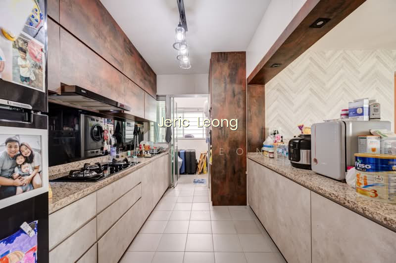426A YISHUN AVENUE 11 photo 3
