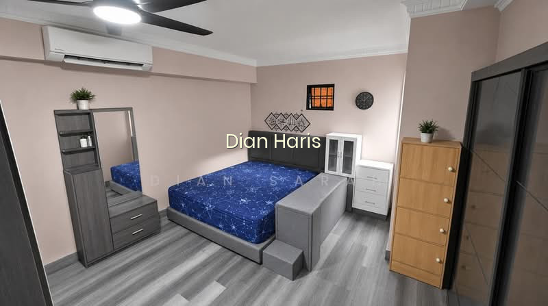324 SEMBAWANG CLOSE photo 2